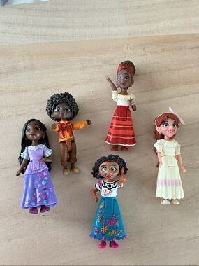 Disney Mini Encanto Character Dolls - Purple, Red, Orange, Teal, Cream
